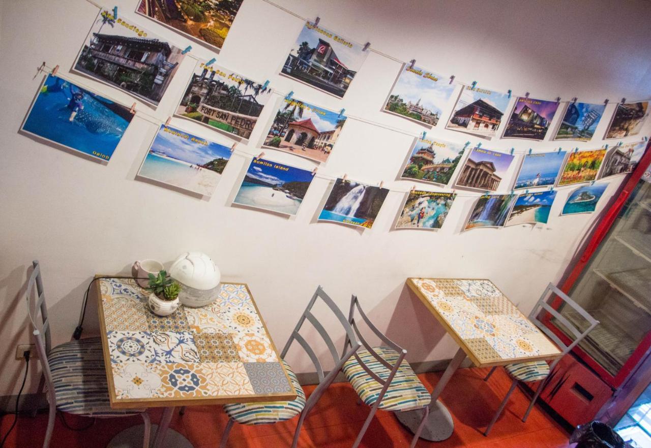 Naps & Maps Hostel セブ市 エクステリア 写真