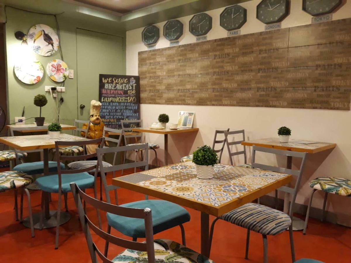 Naps & Maps Hostel セブ市 エクステリア 写真