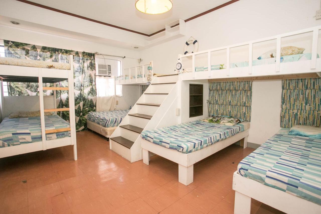 Naps & Maps Hostel セブ市 エクステリア 写真