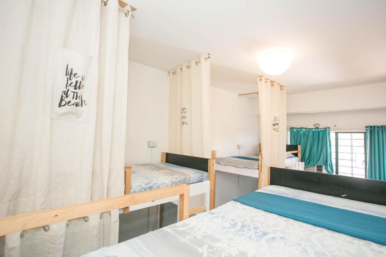 Naps & Maps Hostel セブ市 エクステリア 写真